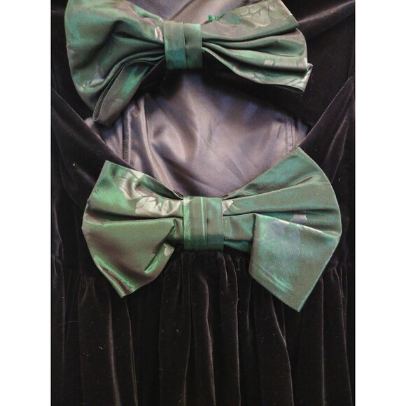 Vintage Laura Ashley 80s 90s Darted Bow Keyhole Back Strapless Black Velvet Gown - Picture 3 of 9